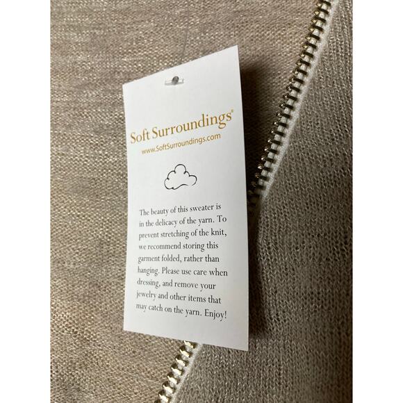 NWT Soft Surroundings Beige Pullover Top w/Zipper Sz L - Picture 3 of 8